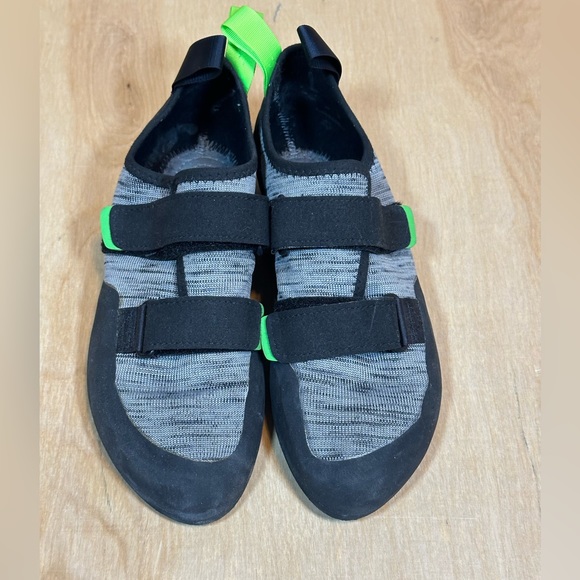 Black Diamond Other - Black Diamond Momentum Climbing Shoes Size 9 Men